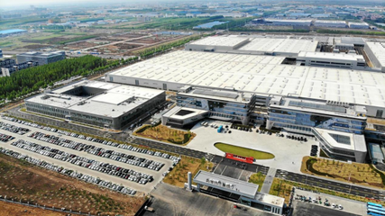 掃地機(jī)器人+北汽制造 極石汽車的跨界組合為何未能逢其“吉時(shí)”？